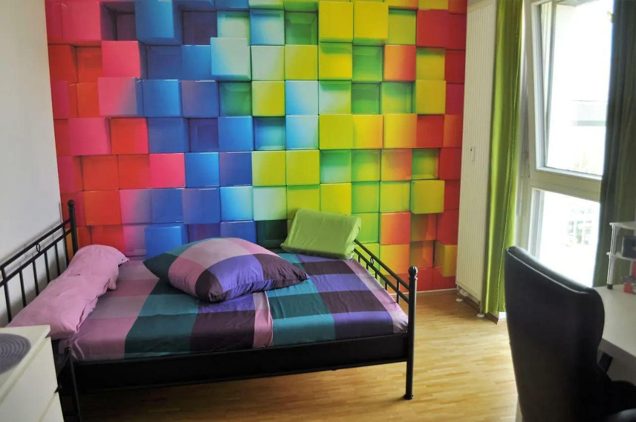 Daire Ferienwohnung Im Domagkpark Münih